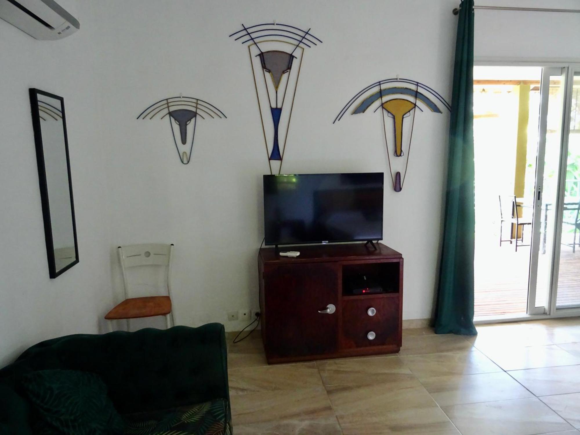 Bungalow Dourou Деше Экстерьер фото
